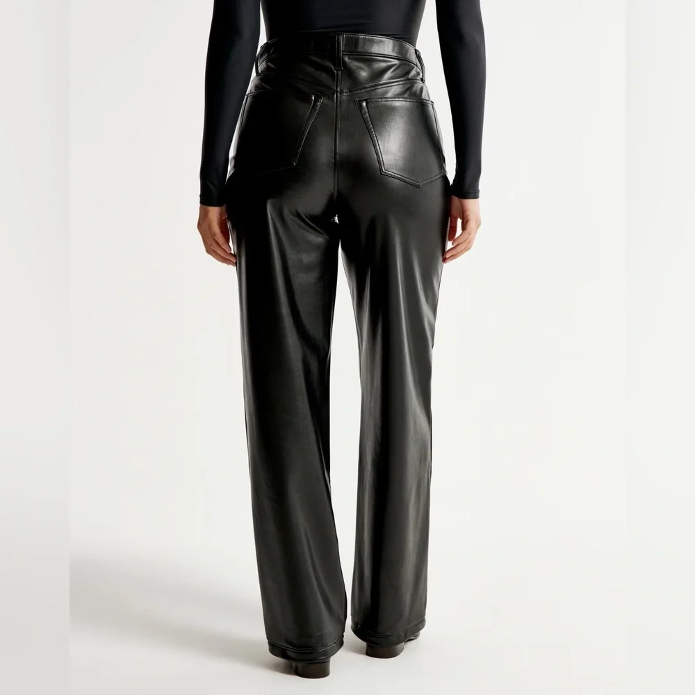 Curve Love Vegan high rise loose pant - Picture 4 of 6